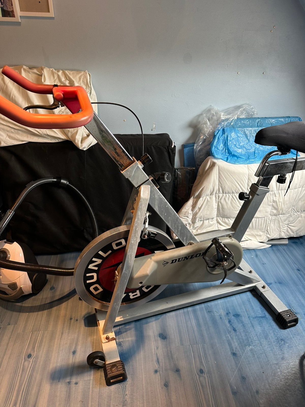 Vélo de spinning Dunlop, Sports & Fitness, Enlèvement, Comme neuf, Vélo de spinning