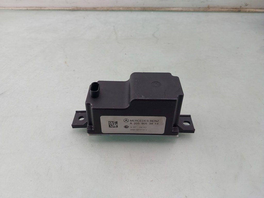 REGULATEUR DE TENSION Mercedes-Benz C (C205), Mercedes-Benz, Utilisé, Dialog.mb@mercedes-benz.com, Mercedes-Benz AG