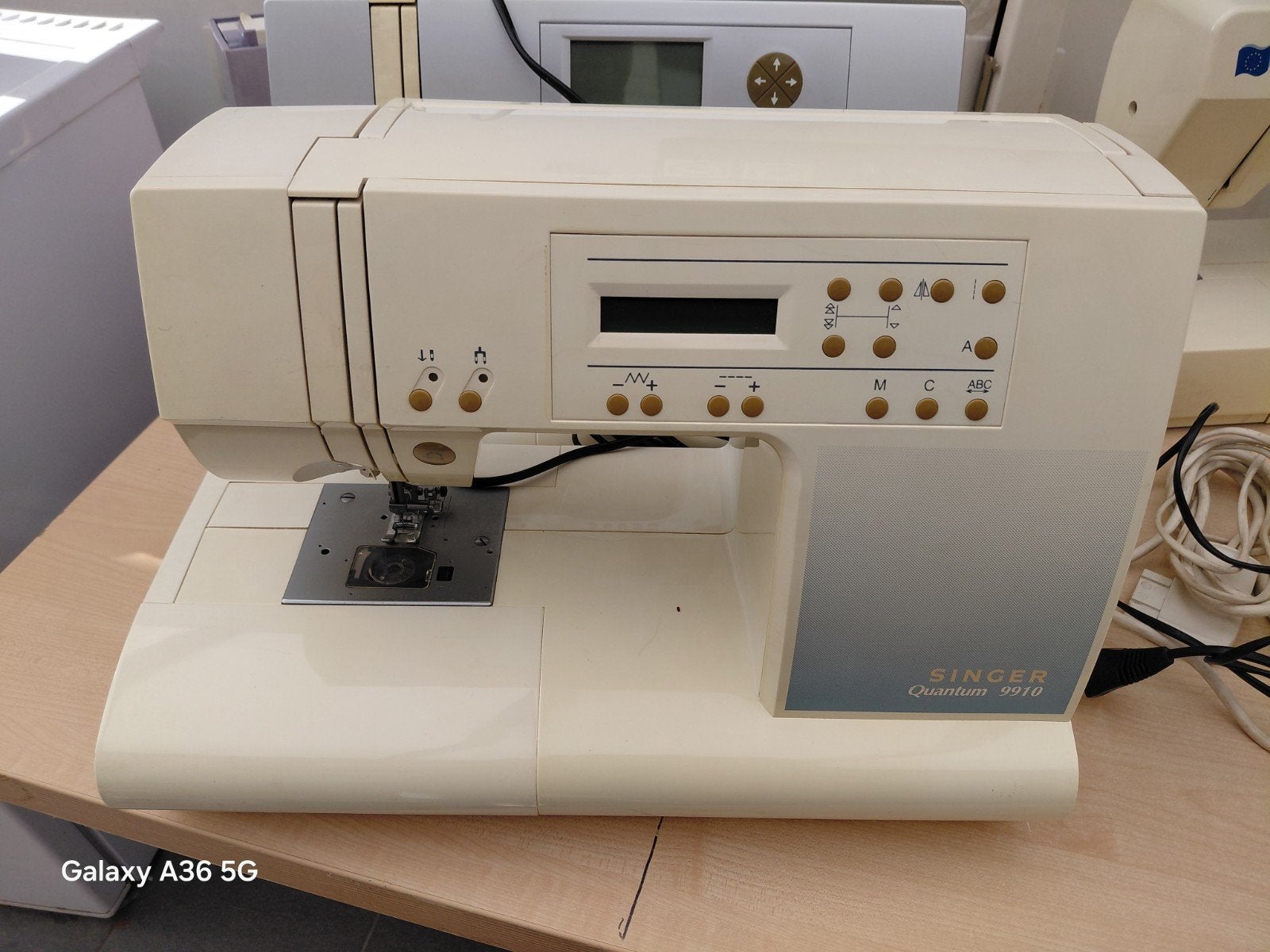 singer naaimachine quiantum 9910, Ophalen, Zo goed als nieuw, Naaimachine, Singer