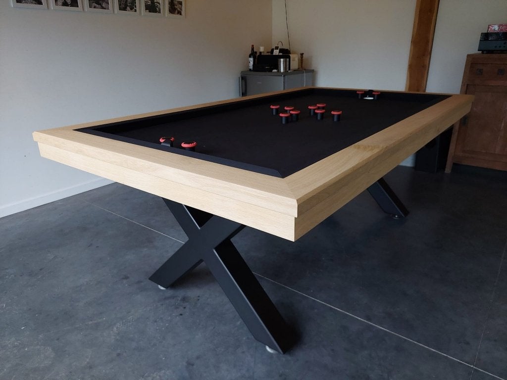 Billard à bouchon Blade — chêne et acier | ’t Clubke, Sports & Fitness, Enlèvement, Neuf, Table de billard