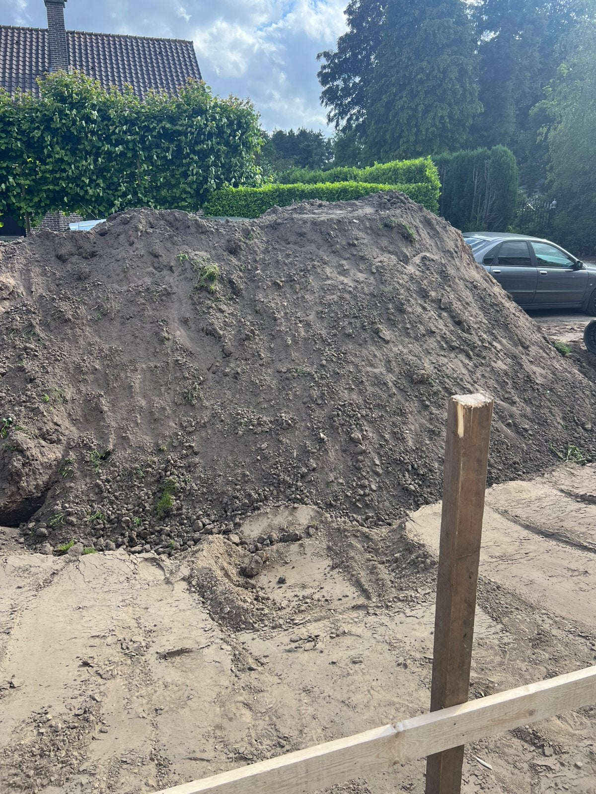 Zwarte grond, Ophalen, Zo goed als nieuw