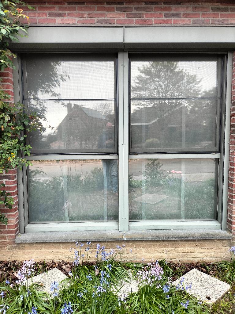 Elektrische rolluiken, Doe-het-zelf en Bouw, Rolluiken, Gebruikt, 200 cm of meer, 100 tot 150 cm, Wit, Elektrische bediening, Ophalen