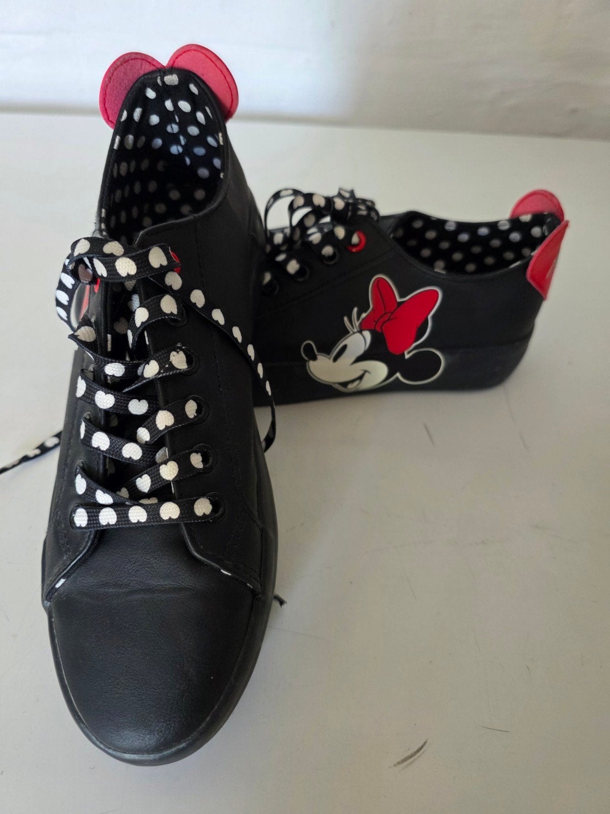 minnie sneakers, Kleding | Dames, Ophalen, Zwart, Zo goed als nieuw, Sneakers