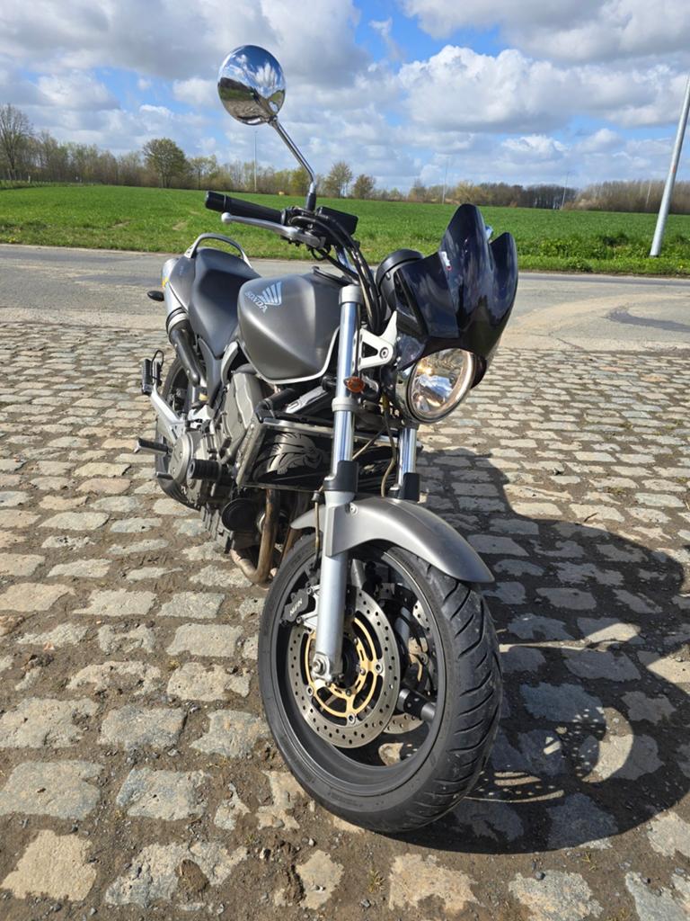 Honda hornet cb900f met amper 20000km, Particulier