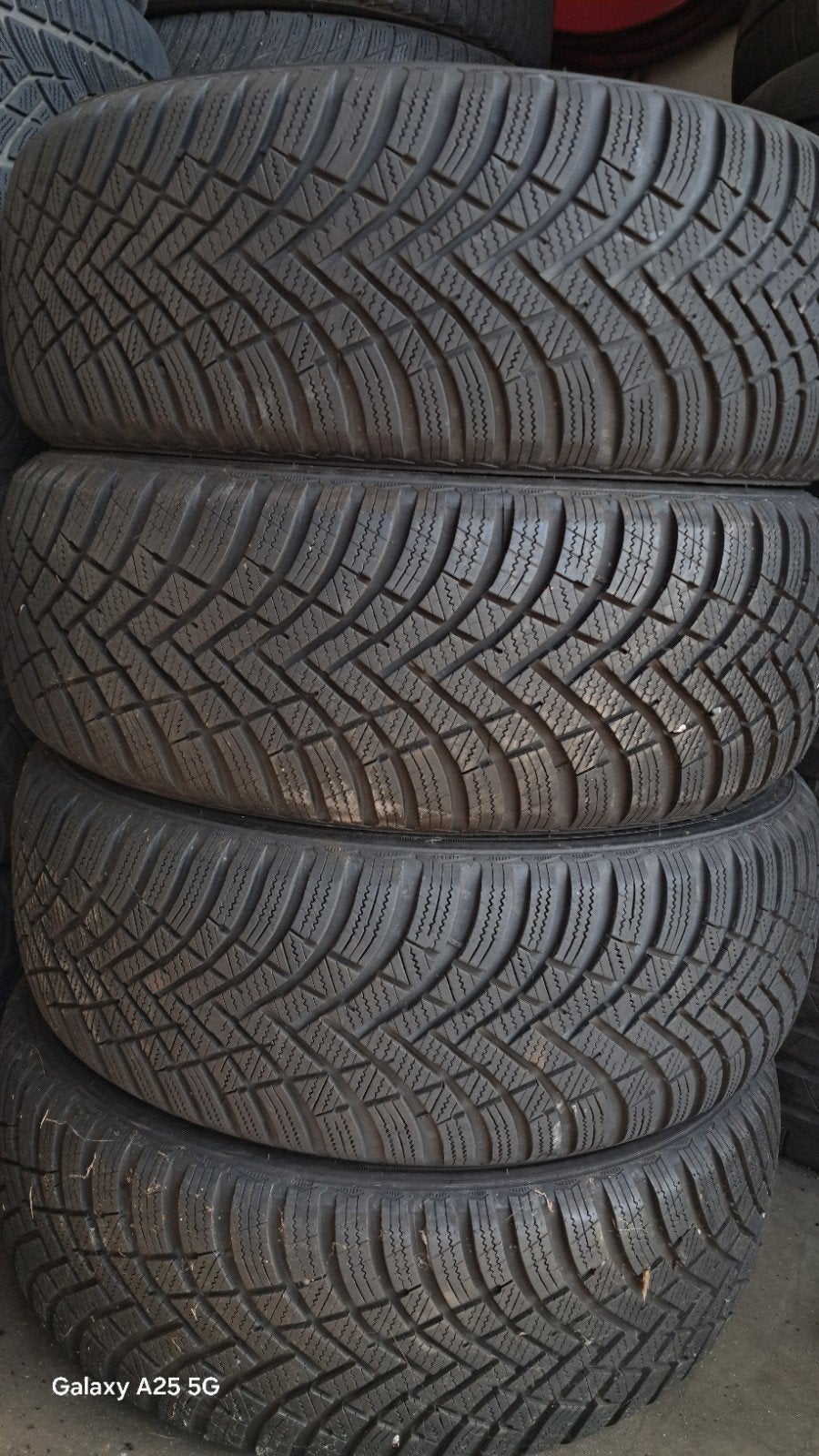 205/55/16 2055516 205/55R16 Démo hivernale Hankook 7mm 8mm, Autos : Pièces & Accessoires, Enlèvement, Ferrari