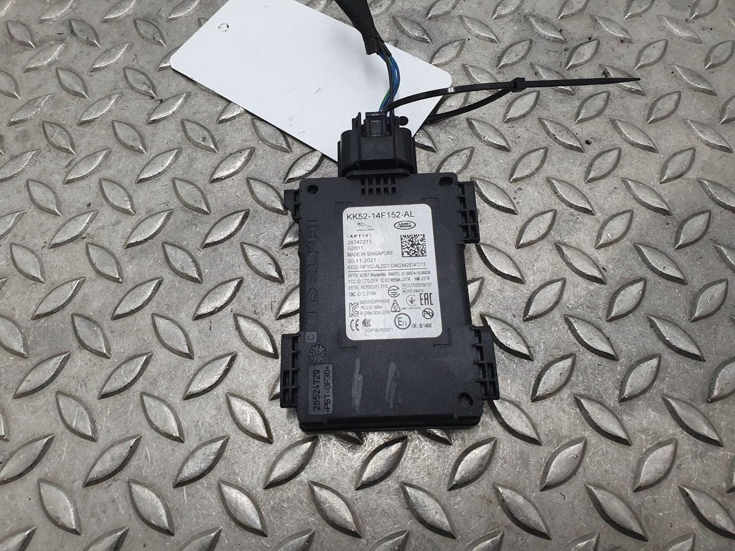 LANDROVER RANGE ROVER SPORT P400E LIMITED EDITI  SENSOR RADA, Ophalen of Verzenden, Gebruikt, Stiba lid