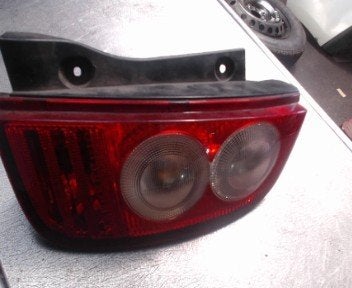 Feu arrière droit Nissan Micra 3 2003-2005 LP/15310, Enlèvement, Utilisé, Nissan
