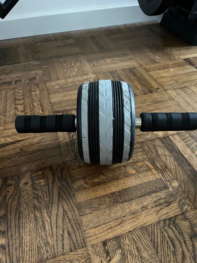 buikspierwiel, Sports & Fitness, Équipement de fitness, Enlèvement, Utilisé, Abdominaux, Roue abdominale