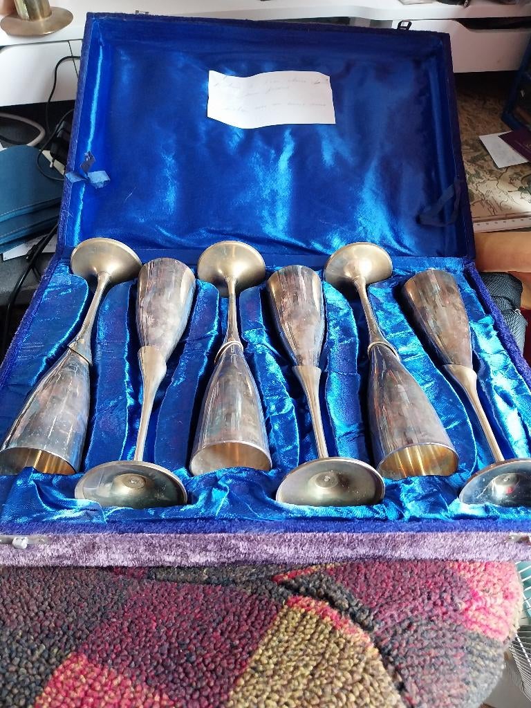 6 VINTAGE CHAMPAGNEGLAZEN UIT 1960, ZILVER EN VERMEIL, Verzamelen, Wijnen, Ophalen, Frankrijk, Nieuw, Champagne