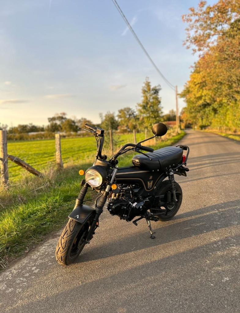 DAX Bluroc Heritage 50cc Matt black, Comme neuf, Classe B (45 km/h), Enlèvement, Bluroc