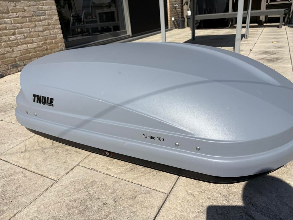 Thule pacific 100 dakkoffer, Ophalen, Zo goed als nieuw
