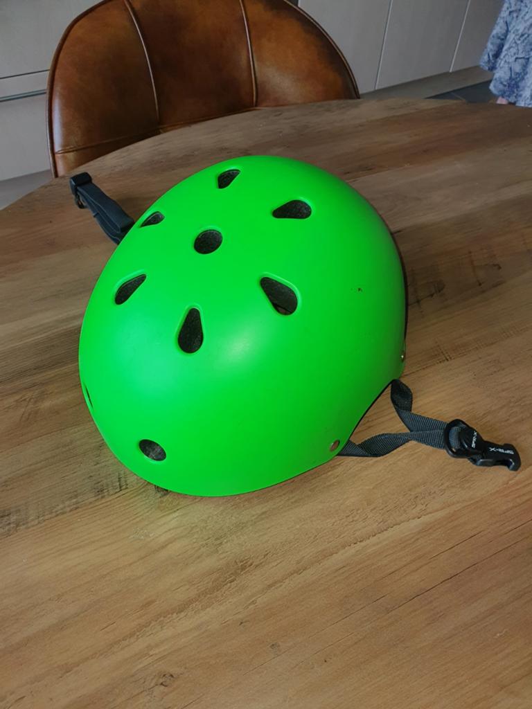 Skate helm, Ophalen