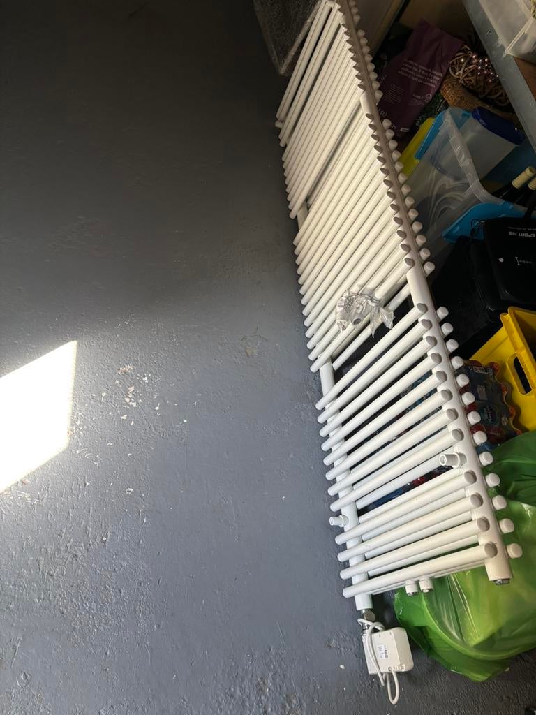 Badkamer radiator, Doe-het-zelf en Bouw, Ophalen, 500 tot 800 watt, Hoog rendement (Hr), Radiator