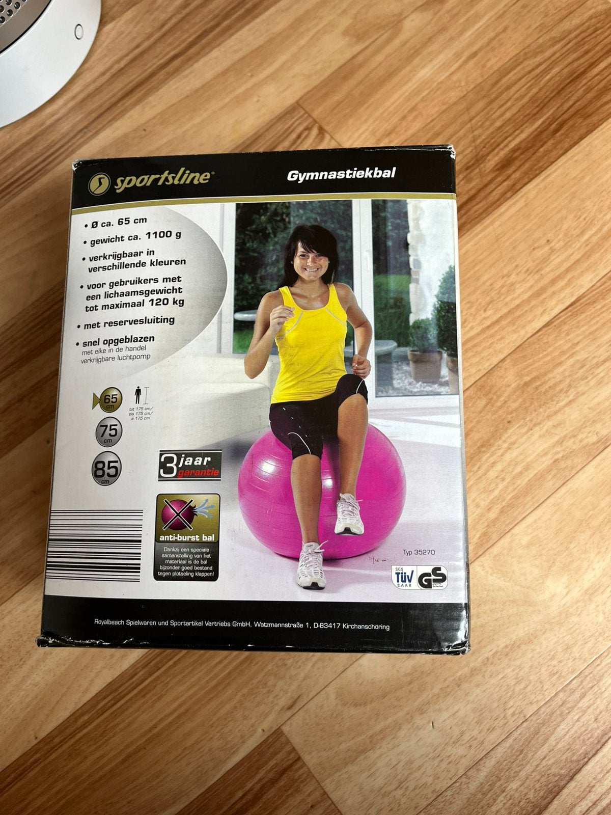 Gymnastics ball, brand new, in packaging, with instructions, Ophalen of Verzenden, Zo goed als nieuw