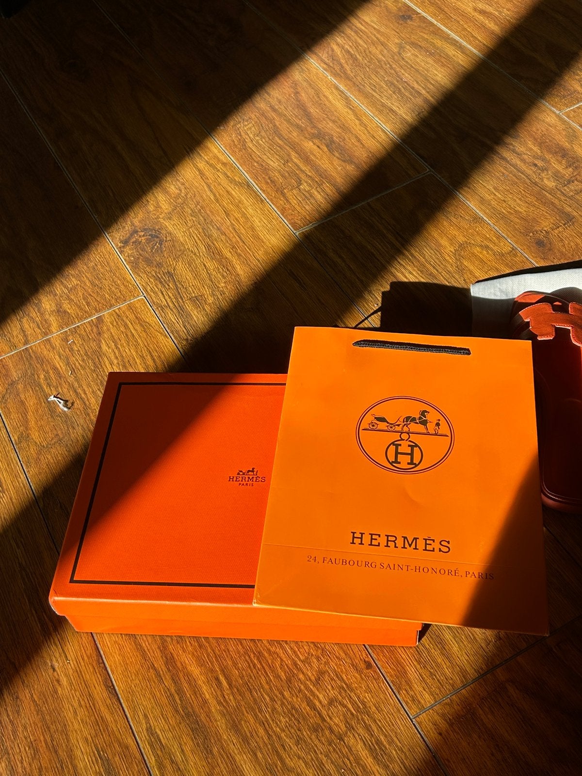 Hermes sandalen maat 38, Kleding | Dames, Schoenen, Oranje, Zo goed als nieuw, Ophalen, Slippers