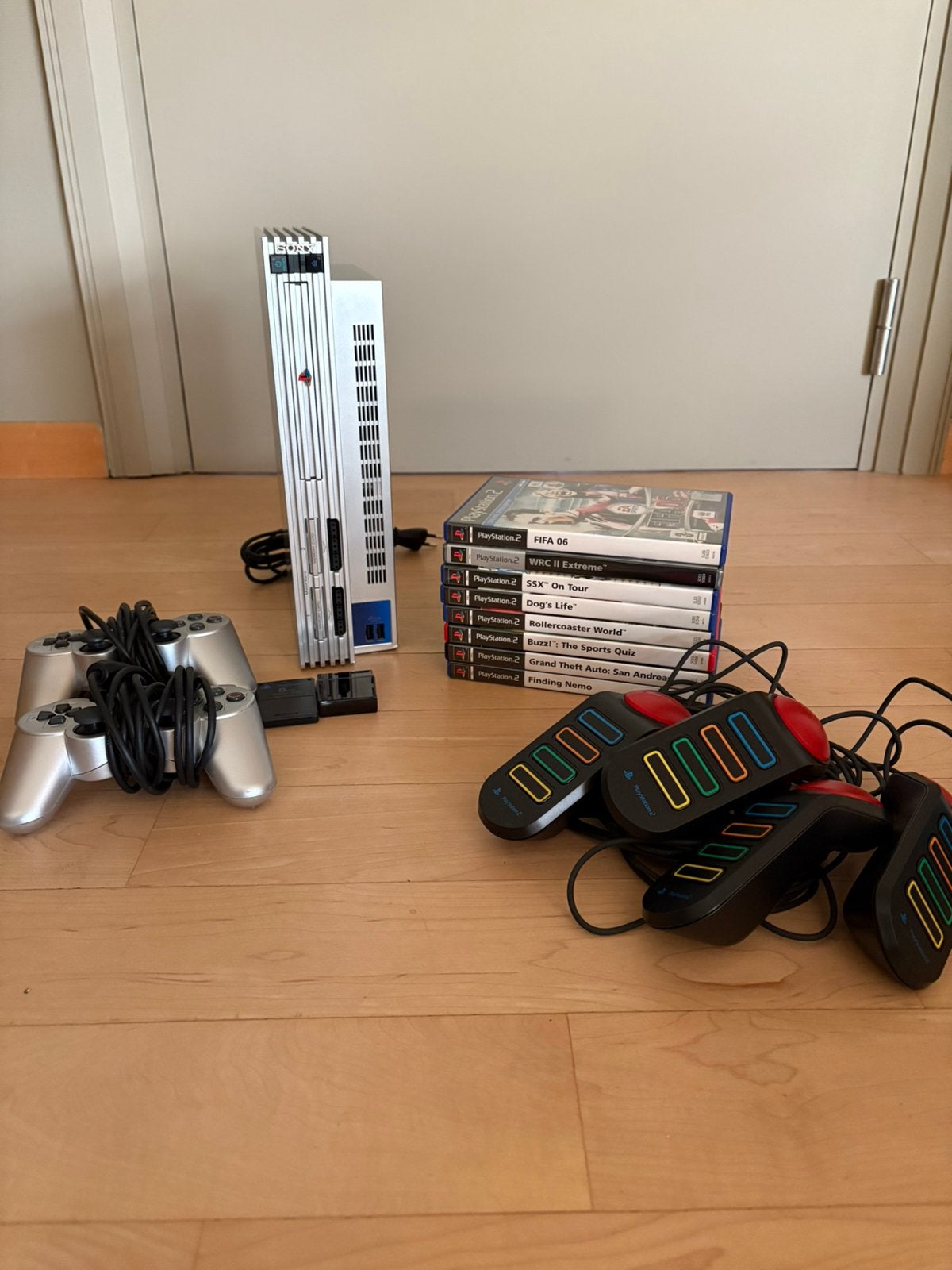 PlayStation 2 avec 2 manettes et jeux, Enlèvement ou Envoi, Comme neuf
