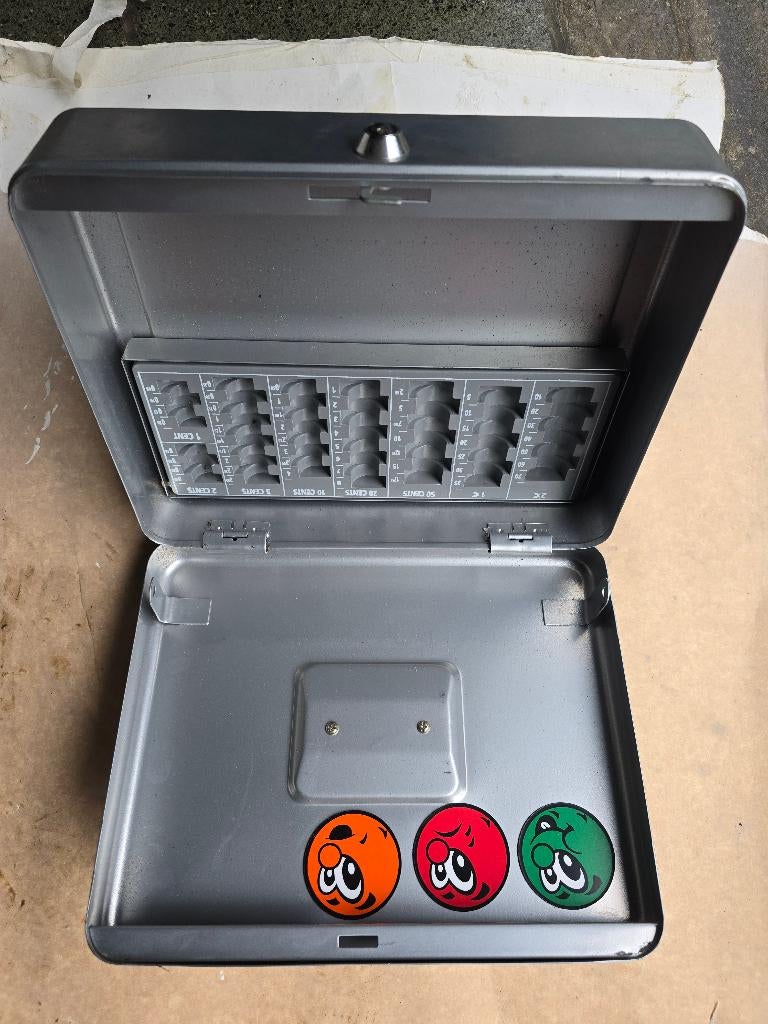 👉  GELDKOFFER 💰💸, Verzamelen, Ophalen, Gebruikt, Metaal of Blik