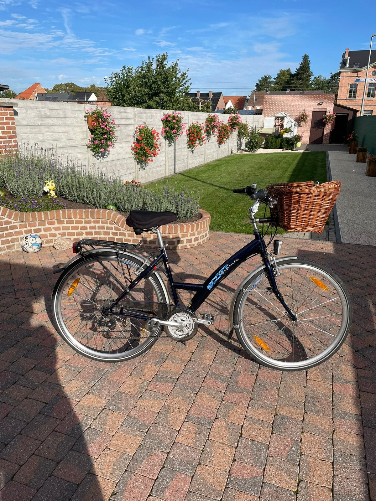 Damesfiets te koop ., Enlèvement