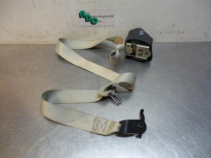 Ceinture de sécurité arrière centre d'un Alfa Romeo 159, Autos : Pièces & Accessoires, -, 3 mois de garantie, Utilisé, Alfa Romeo