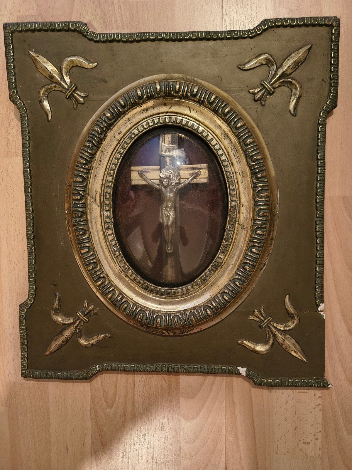 oude religieuze franse kader Fleur de Lys, Ophalen