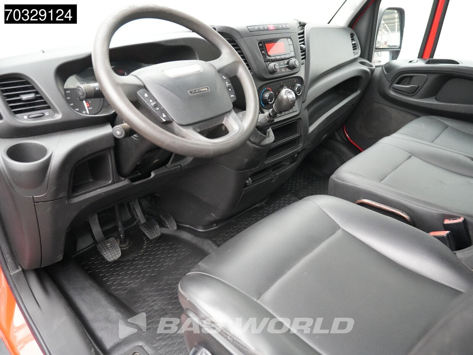Iveco Daily 35C12 Kipper Dubbellucht 3,5t Trekhaak Airco Cru, Auto's, Bestelwagens en Lichte vracht, Gebruikt, Iveco, Leder, Bedrijf