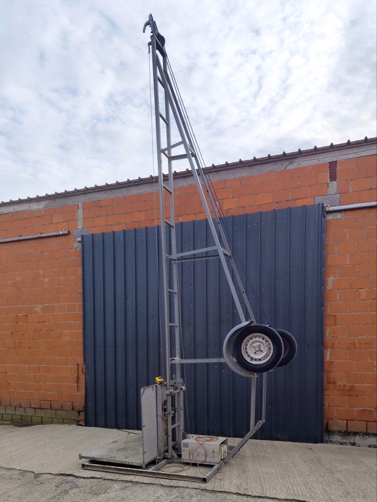 bouwlift 6m — perfecte staat —, Bricolage & Construction, Monte-charges, Enlèvement, Ascenseur de chantier