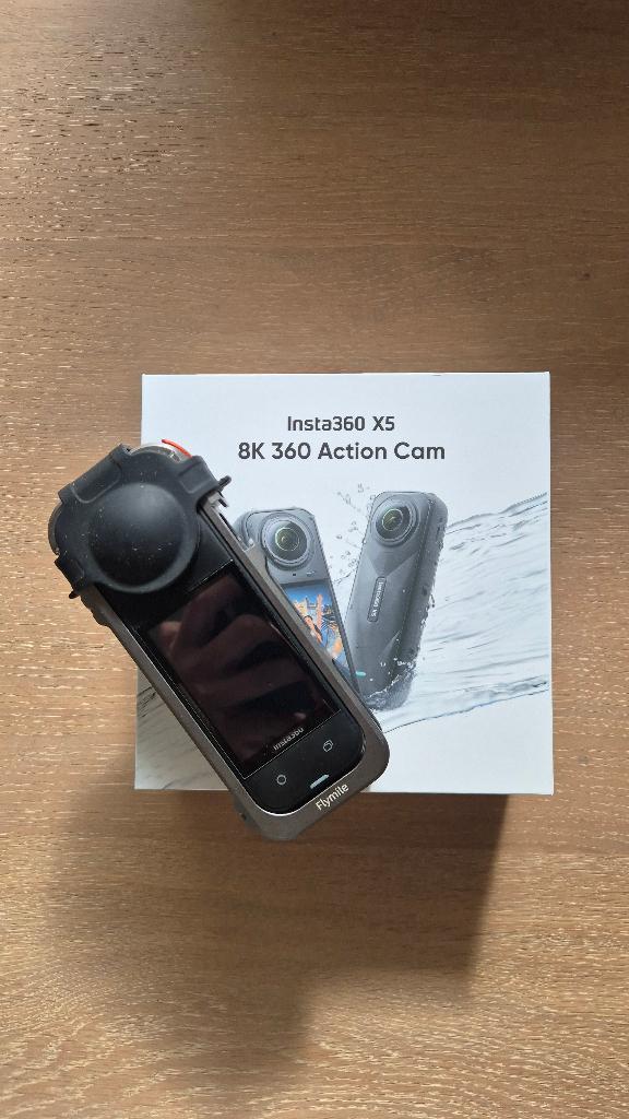 Insta 360 x5 camera, Ophalen, Zo goed als nieuw, Overige merken