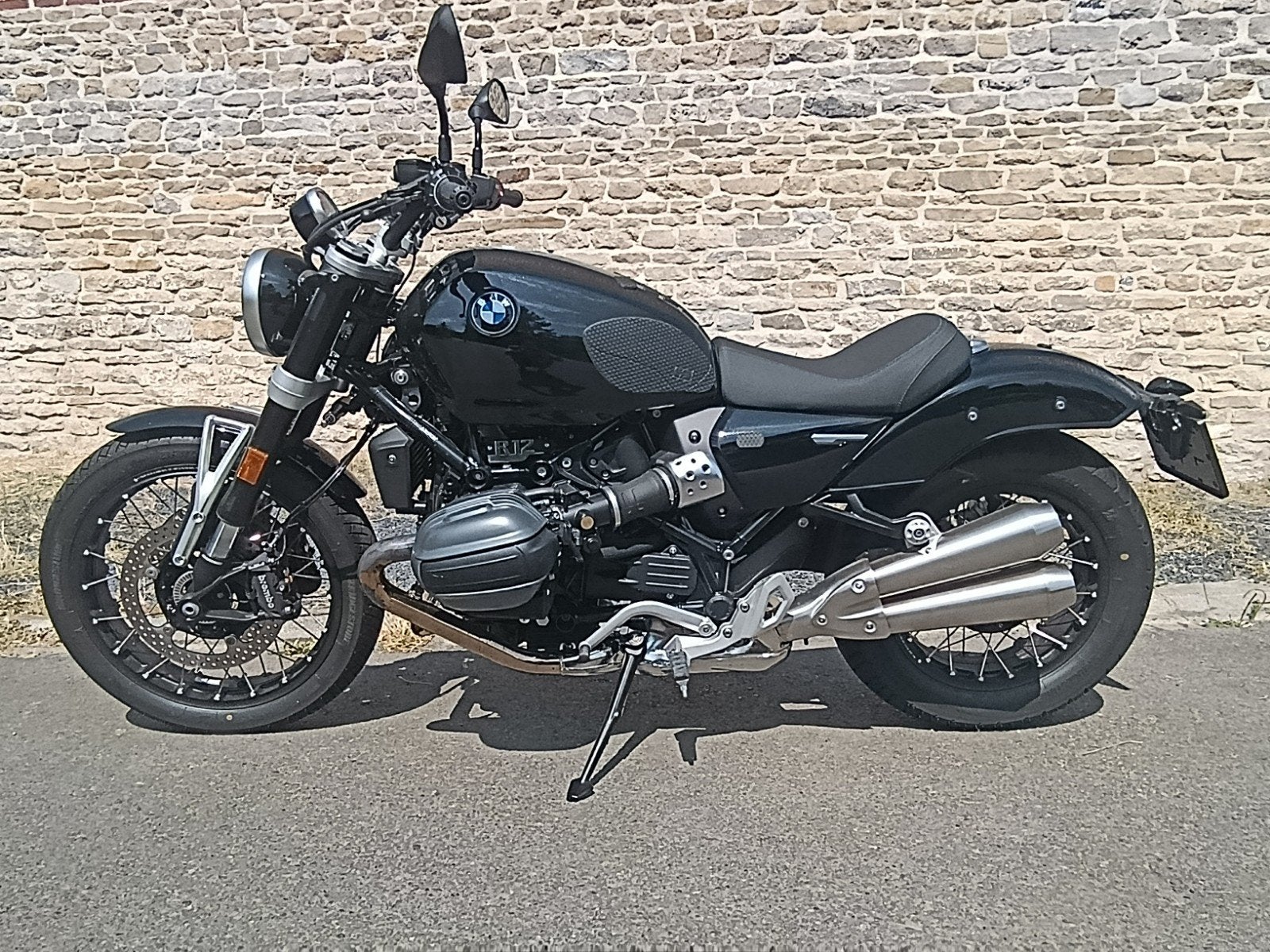 Bmw R12 de 2025!!!, Motos, Motos | BMW, Entreprise, Poignées chauffantes