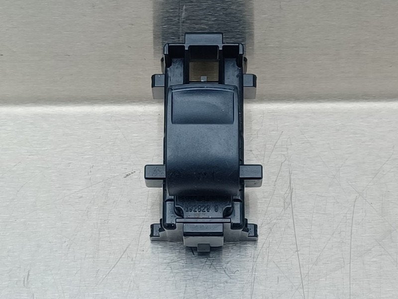 RAAMSCHAKELAAR Toyota Aygo (B40) (01-2014/06-2018), Gebruikt, Toyota