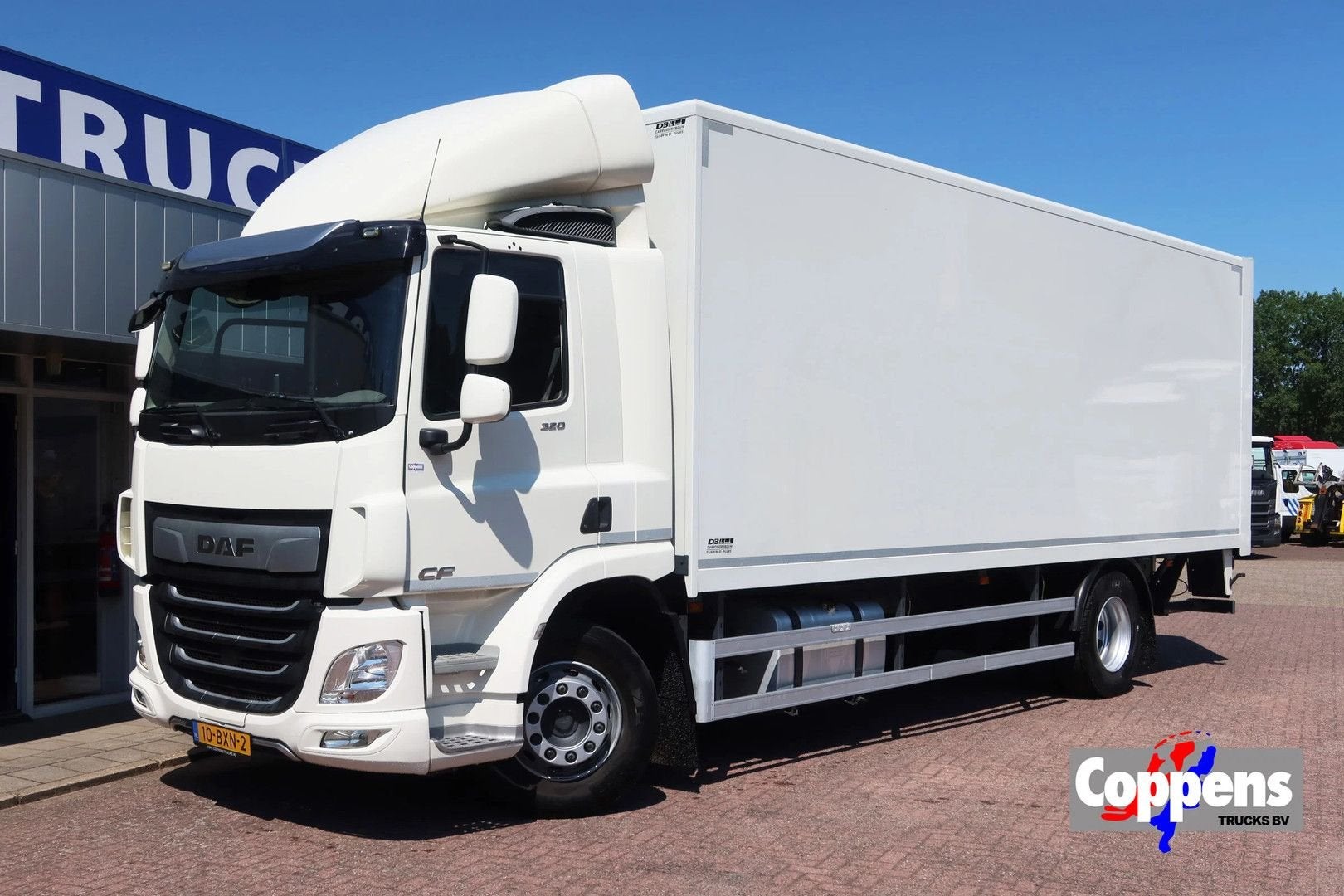 DAF CF 320 FA Bakwagen + Dhollandia 2000 kg klep, Auto's, Vrachtwagens, Automaat, Wit, Bedrijf, Diesel