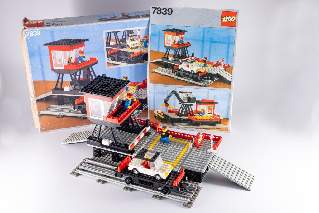 LEGO 7839 Car Transport Depot 100% compleet, Gebruikt, Overige thema's, Lego, Ophalen of Verzenden