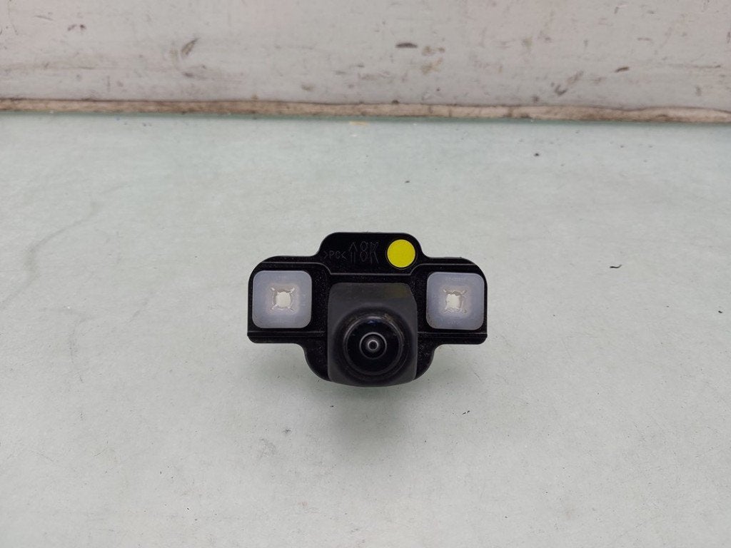 CAMERA ACHTER Toyota Corolla Cross (|867B016040|), Gebruikt, Kundenbetreuung@toyota.de, Toyota, Toyota-Allee 2
50858  Köln, DE