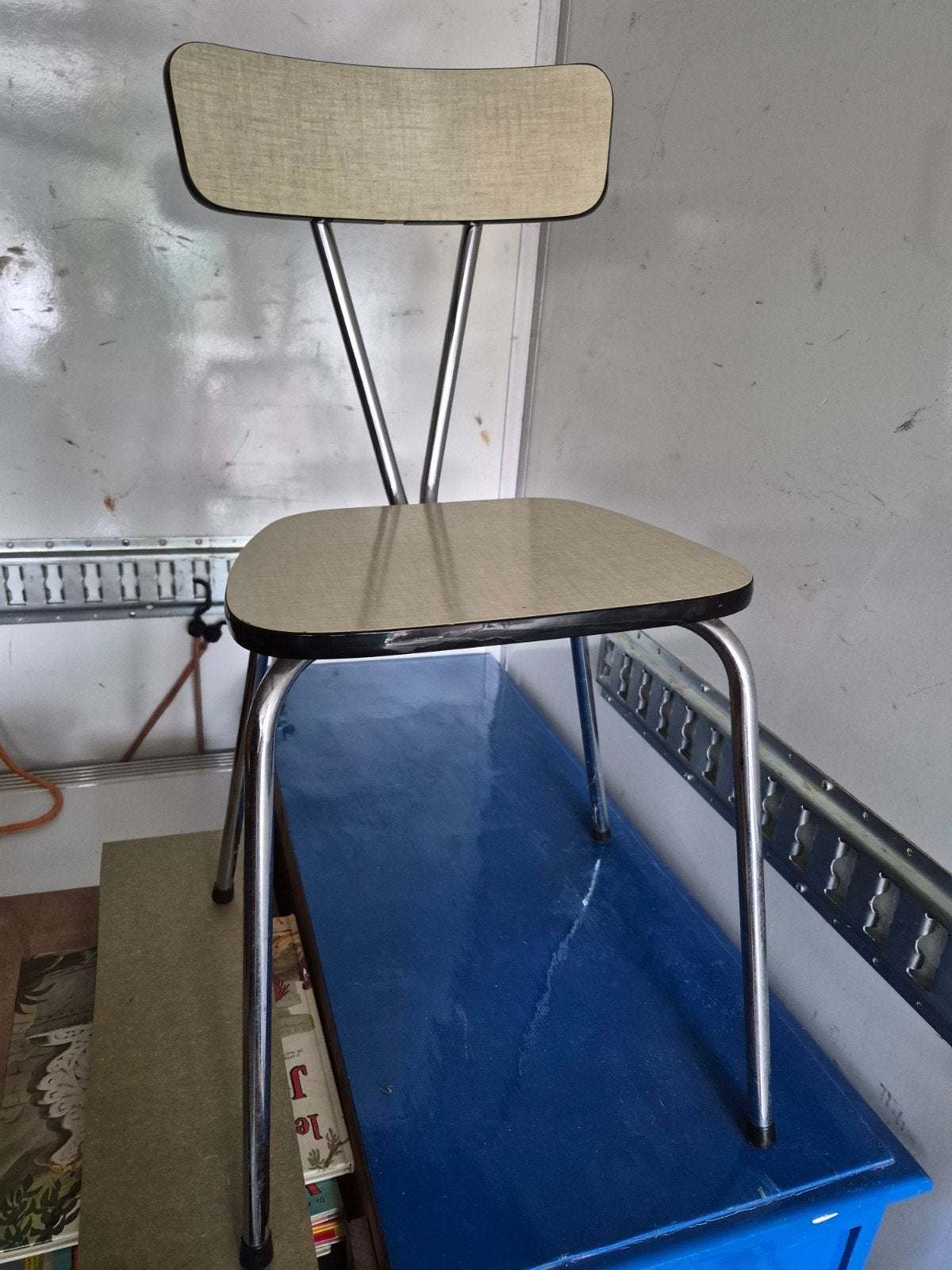 lot de 2 chaises formica beige, Enlèvement, Métal