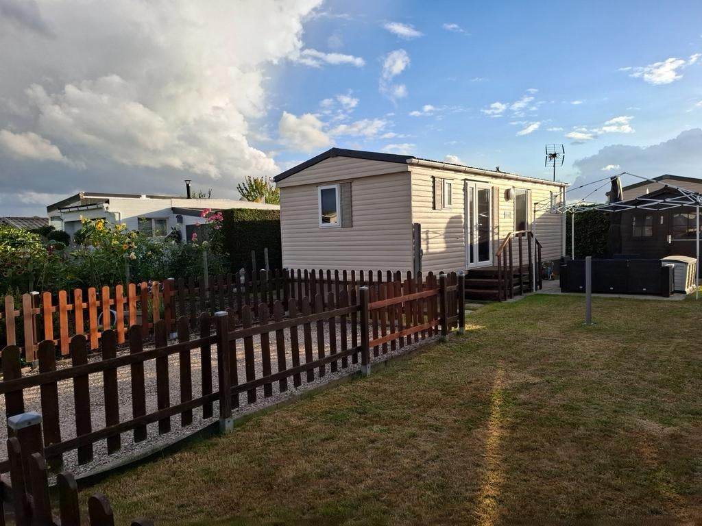 Stacaravan met staanplaats gelegen Krekenpoort Sint-Laureins, Tot en met 2