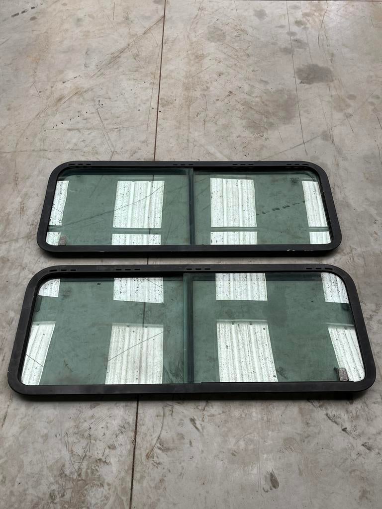 Land Rover Defender 110 zijruiten, Auto-onderdelen, Ruiten en Toebehoren, Ophalen, Gebruikt, Rover