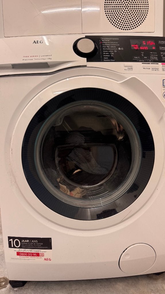 Wasdroger Bosch en wasmachine AEG., Ophalen, Gebruikt, Voorlader, 1200 tot 1600 toeren