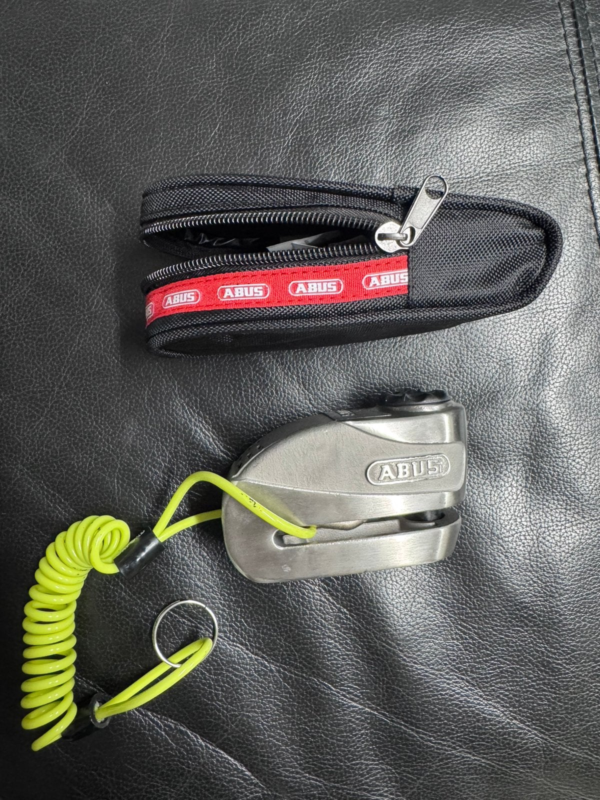 Remschijfslot met Alarm ABUS Granit Detecto 8008 2.0, Motos, Accessoires | Cadenas, Enlèvement, Comme neuf