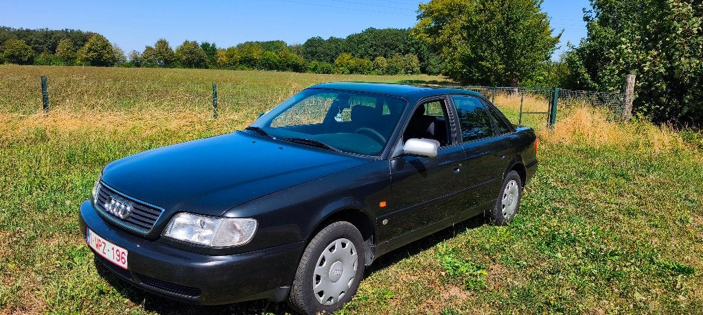 Audi A6 Ancêtre 1.9 TDI 1e prop.! Klaar om in te schrijven!, Voorwielaandrijving, 4 deurs, Stof, Zwart
