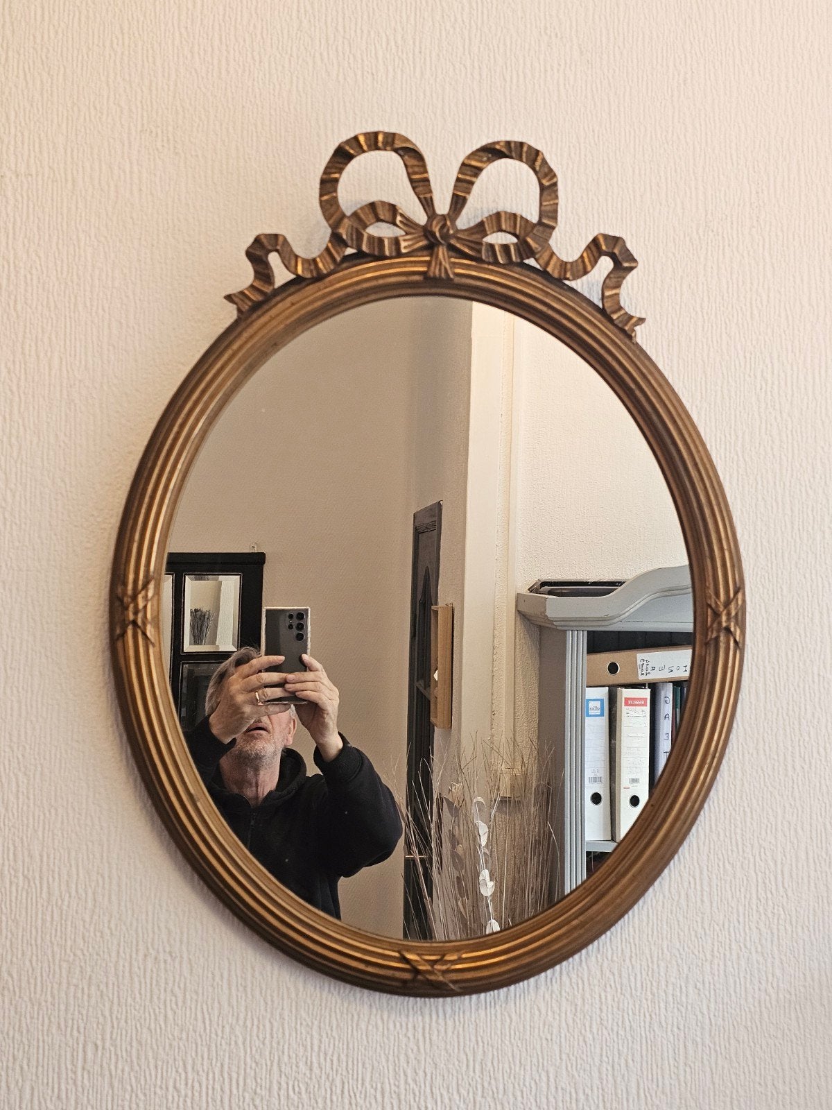 Miroir ancien ovale doré style L16, Antiquités & Art, Enlèvement, Ovale