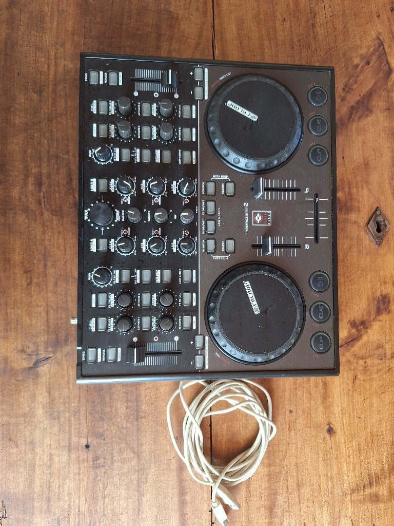 table de mixage fontione que sur pc , pour débutants ou pas, Enlèvement, Utilisé
