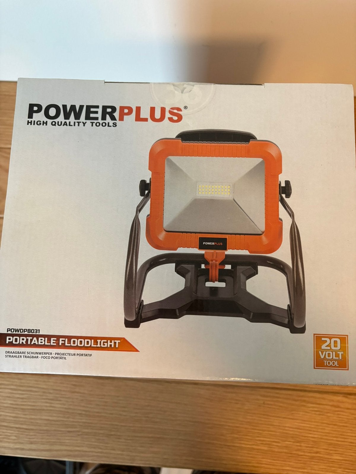 Powerplus draagbare LED-schijnwerper NIEUW, Ophalen, Nieuw, Lamp