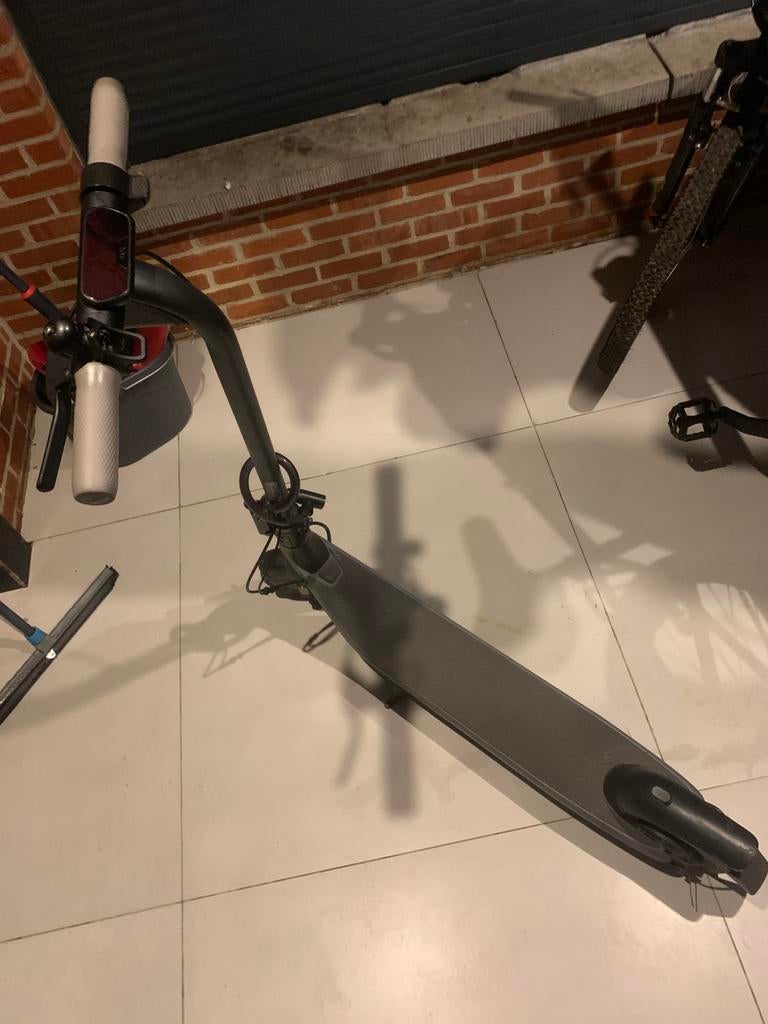 Elektrische step Ninebot E2 x PS4 x Gaming monitor, Ophalen, Gebruikt, Elektrische step (E-scooter)