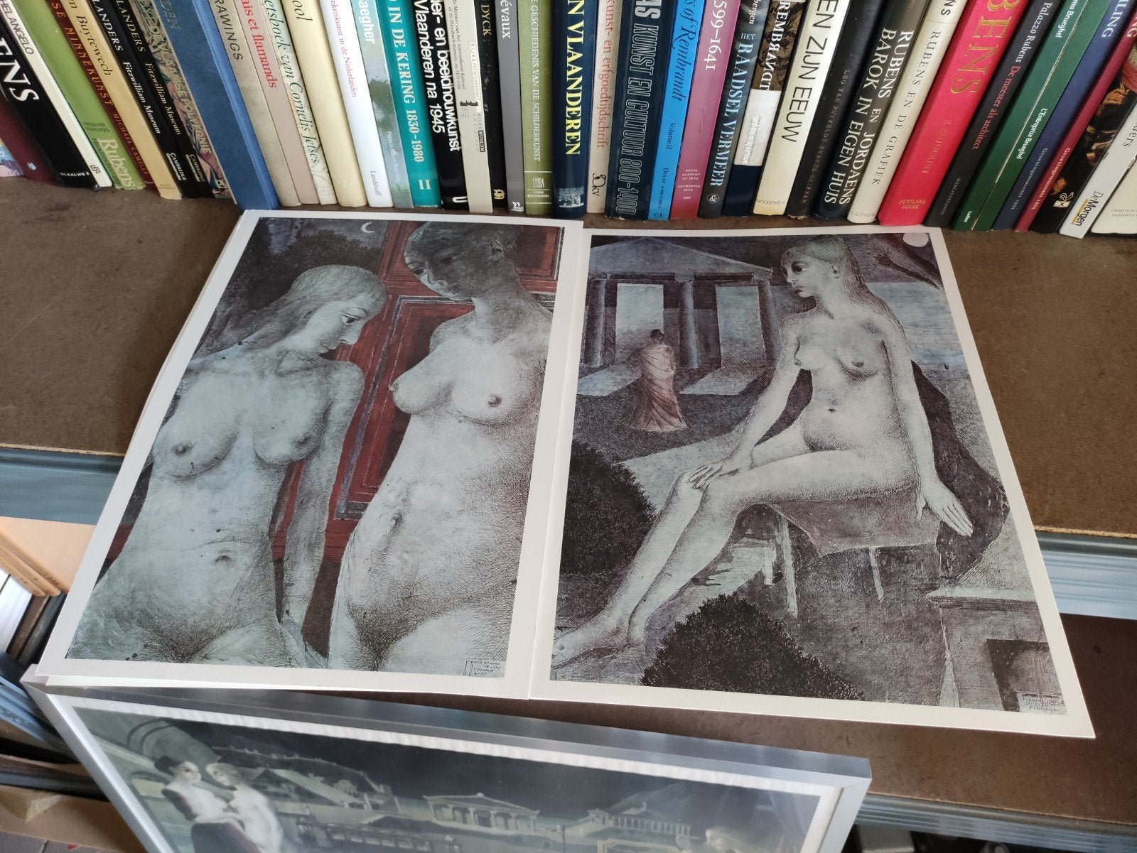 PAUL DELVAUX - 2 KLEUREN OFFSETS + kunstboek, Antiek en Kunst, Ophalen of Verzenden