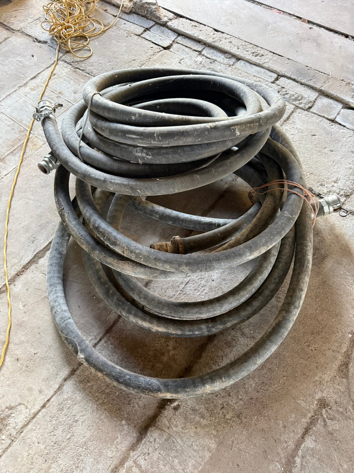 Betonpomp darmen, Ophalen, Gebruikt