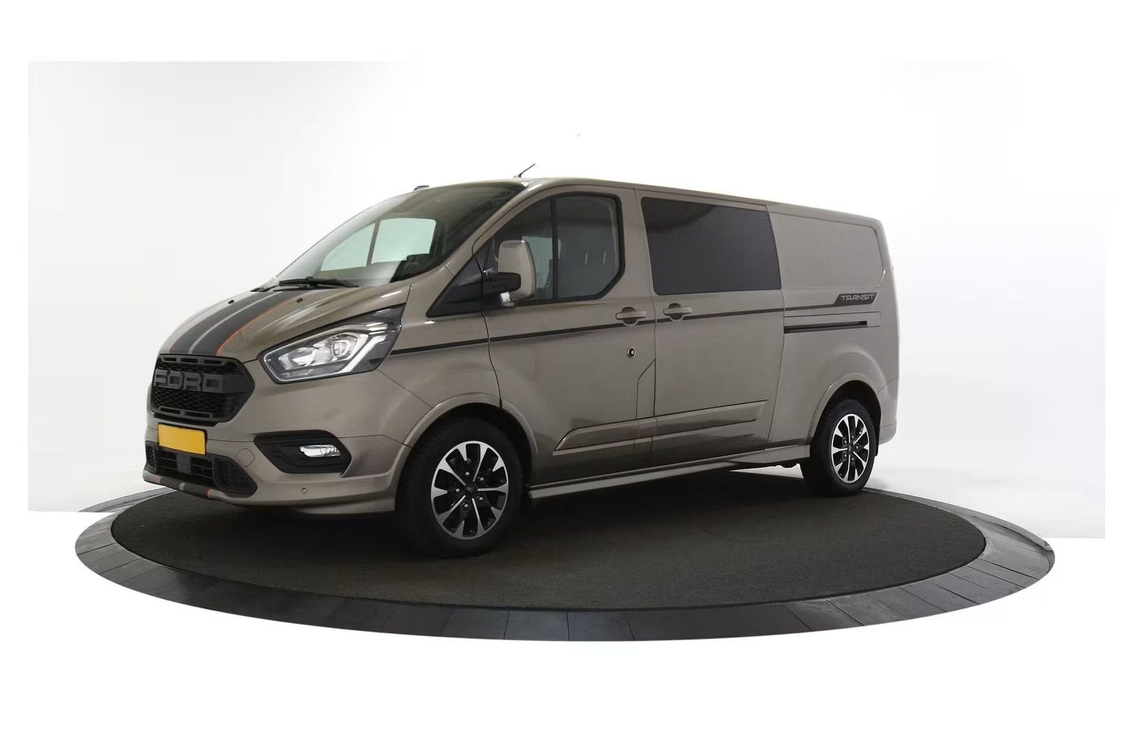 Ford Transit Custom 2.0 TDci 170pk L2 H1 Sport DC, Autos, Achat, Boîte manuelle, Diesel, Brun