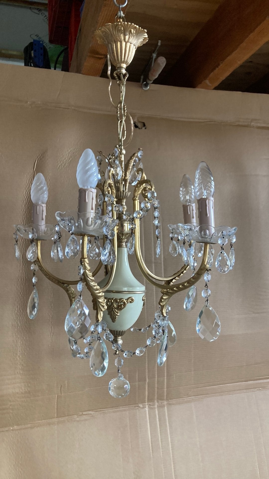 Koperen luster, Enlèvement, Comme neuf