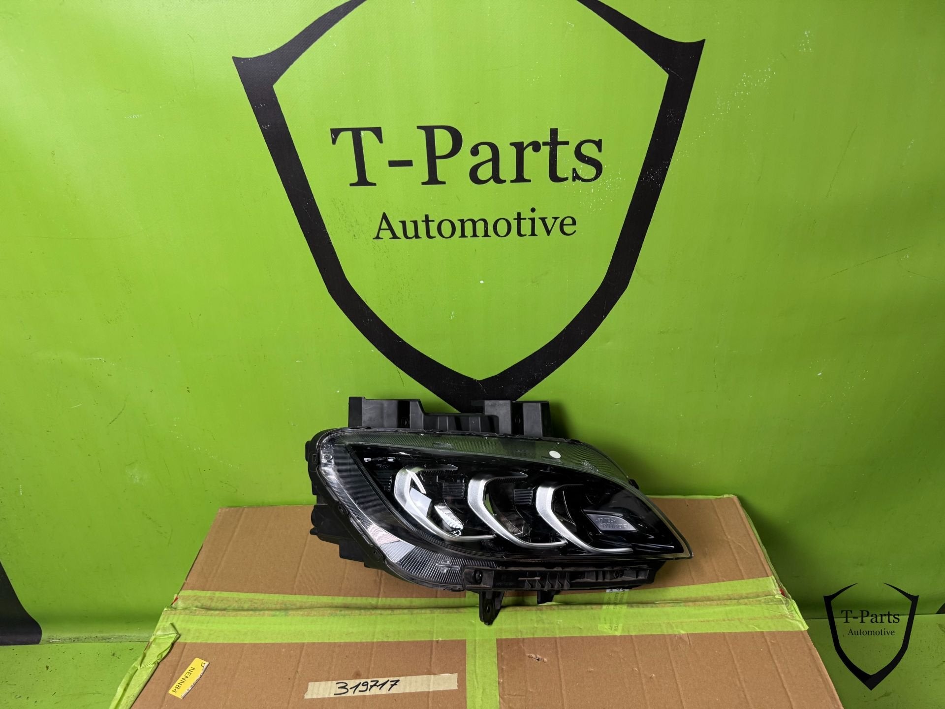 Phare droit HYUNDAI KONA LIFT FULL LED 92102J9600 92102-J960, Heolleung-ro 12
06797  Seoul, Info@hyundai.com, Utilisé, Hyundai
