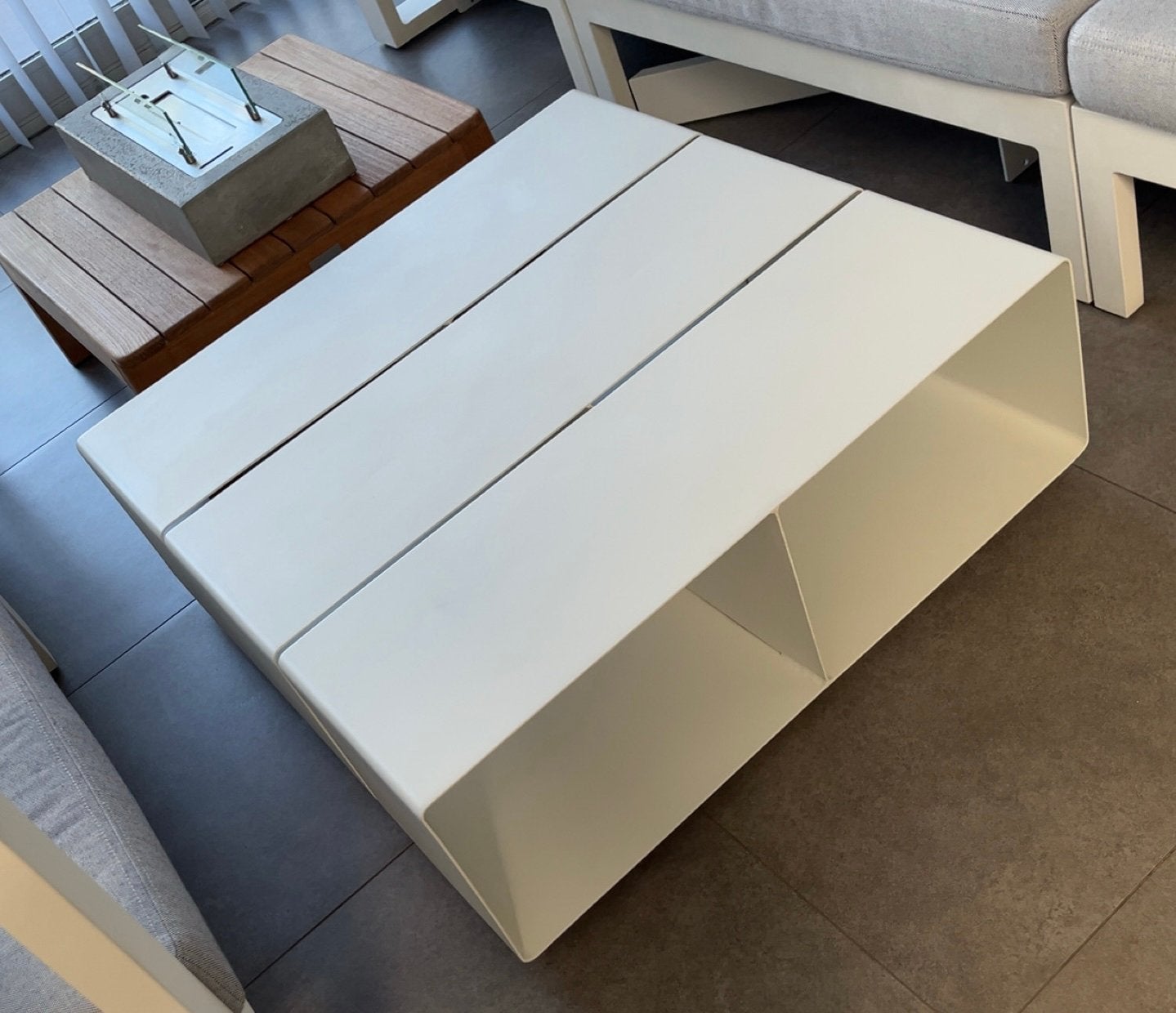 Tuintafel Gloster, Tuin en Terras, Ophalen, Zo goed als nieuw, Vierkant, Aluminium