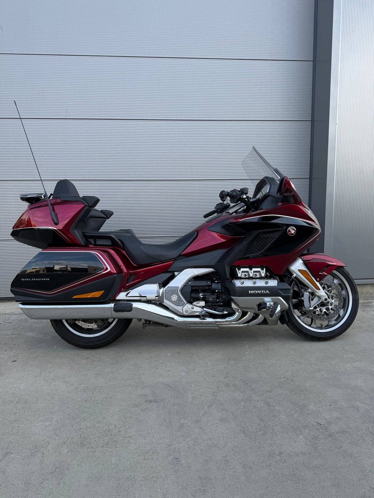 Honda Goldwing GL1800 Tour Deluxe DCT Airbag 2018, Handvatverwarming, Occasion, Motorrijbewijs A, Particulier