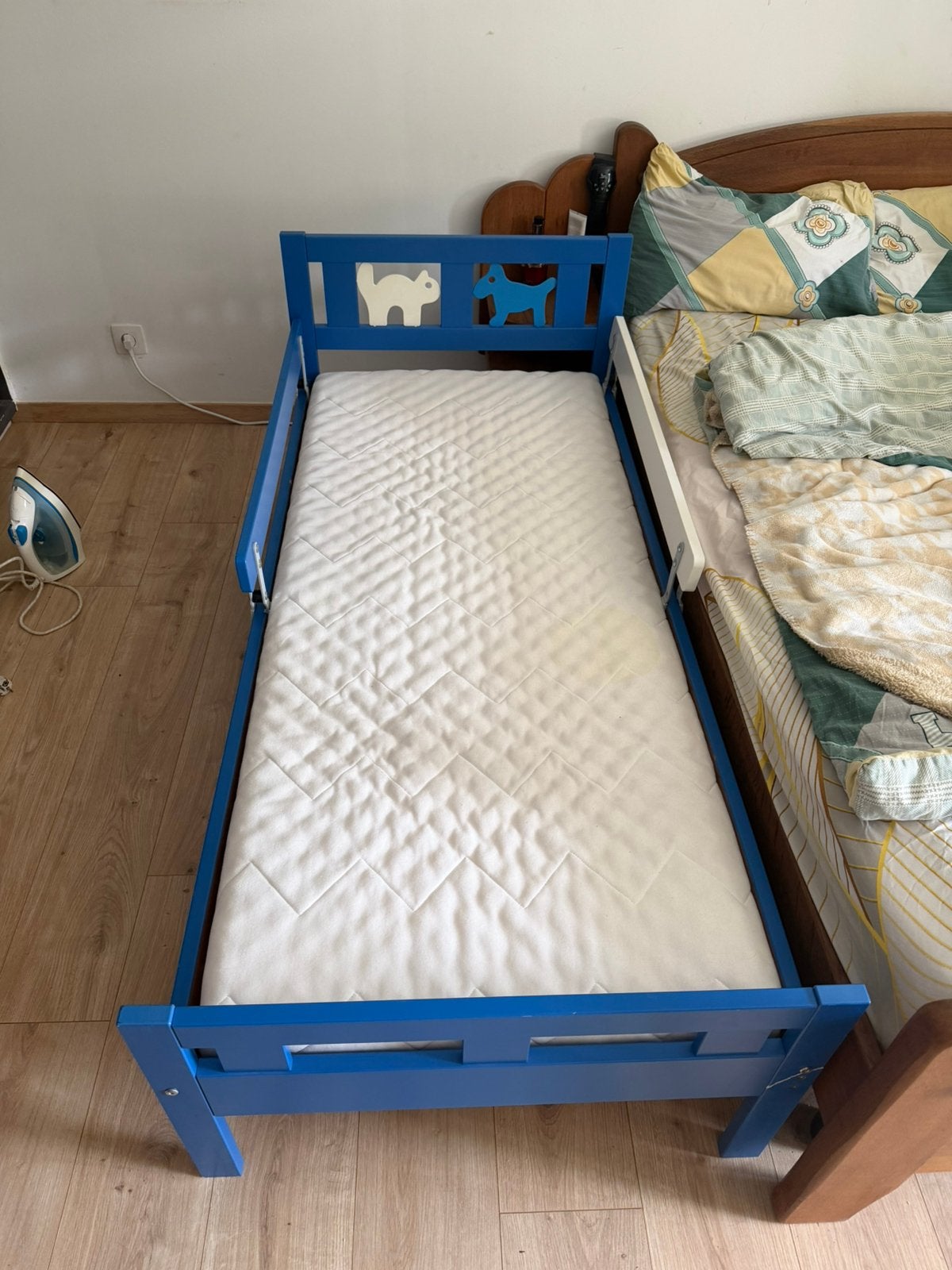 Kinderbed, kinderbedje, peuterbed, juniorbed, bed met matras, Ophalen, Zo goed als nieuw, Lattenbodem